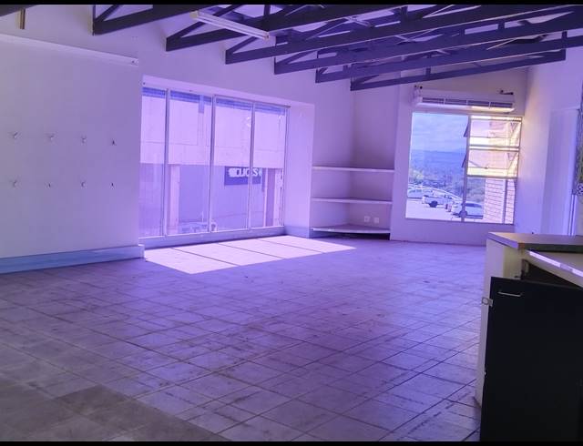 719M² RETAIL TO LET IN WEST ACRES EXT 14